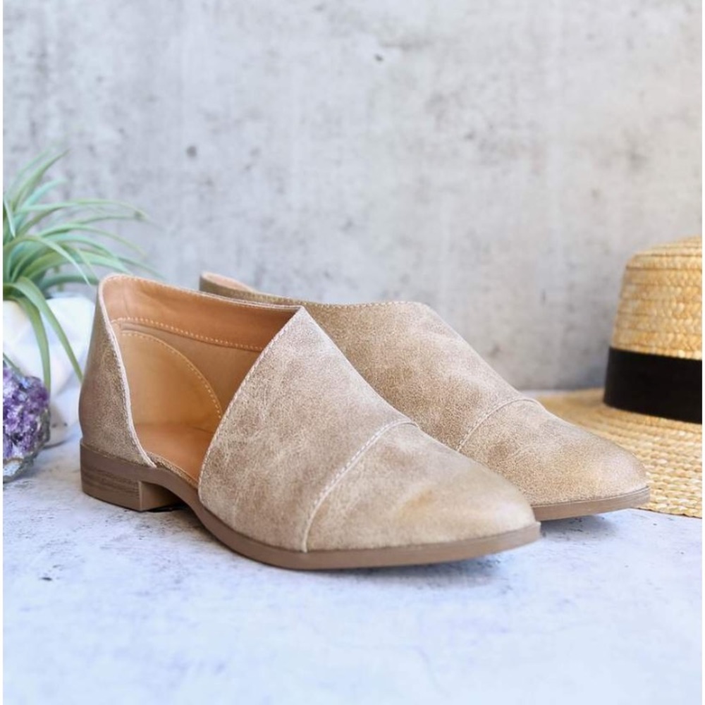 Qupid cut out flat boots